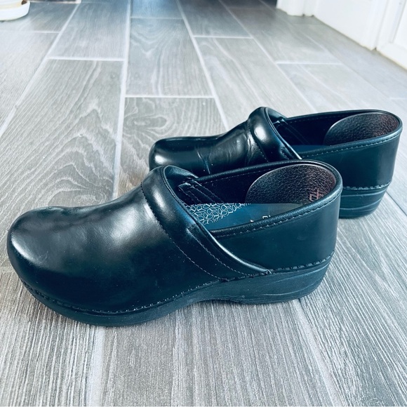 Dansko XP 2.0 Black Leather Slip On Clogs Shoes Size 38 US 7-7.5 - Picture 6 of 14
